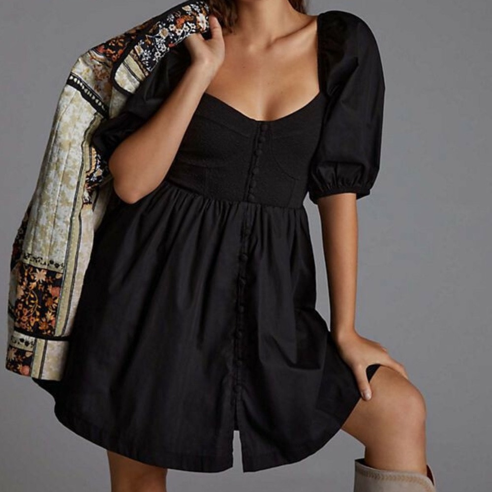 Maeve- Black Shortsleeve Mini Dress
